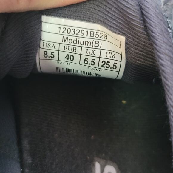 Brooks Athletic Shoes Women's size 8.5 Adrenaline Gray - READ - Picture 5 of 8